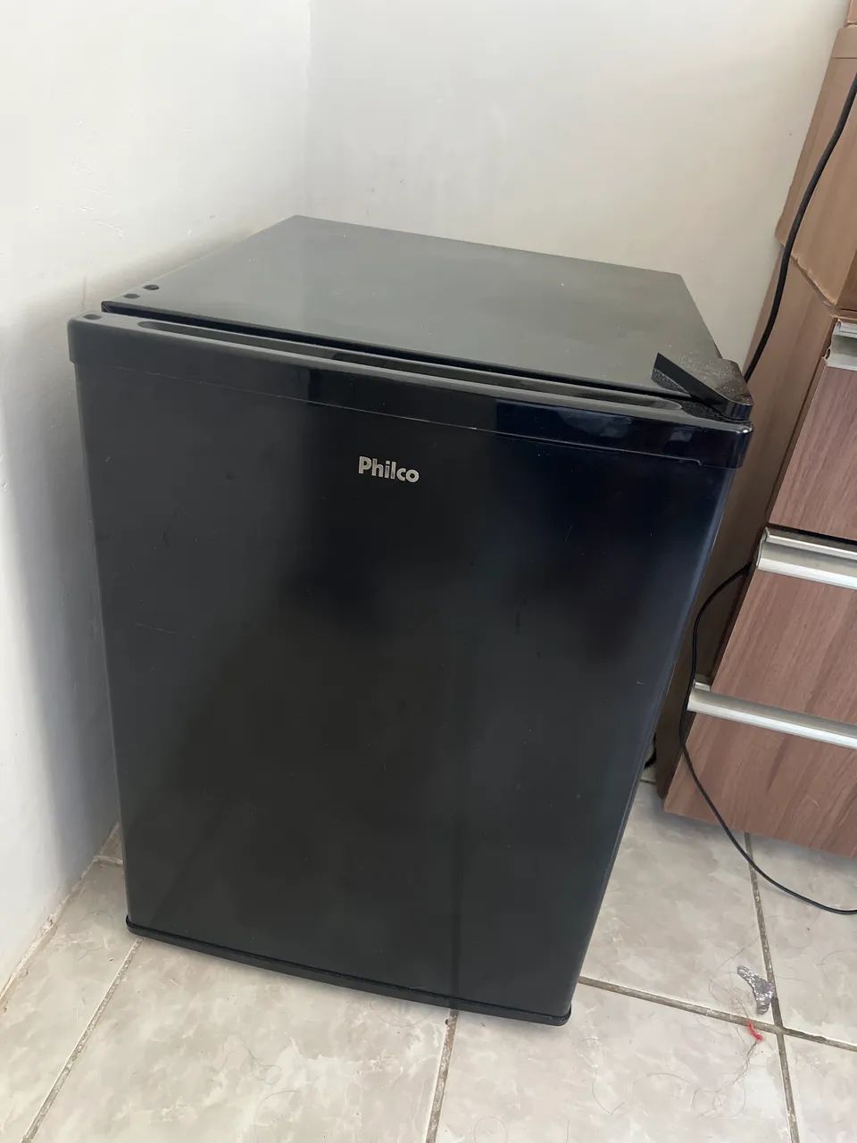 Frigobar Philco preto 