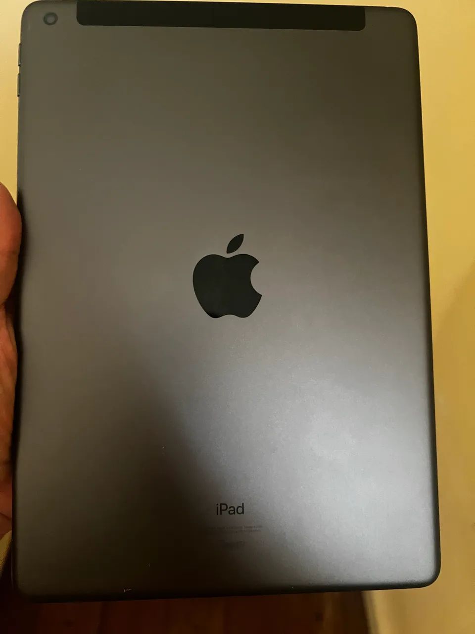 iPad 7 wi-fi + celular 128gb + acessórios  - Foto 3