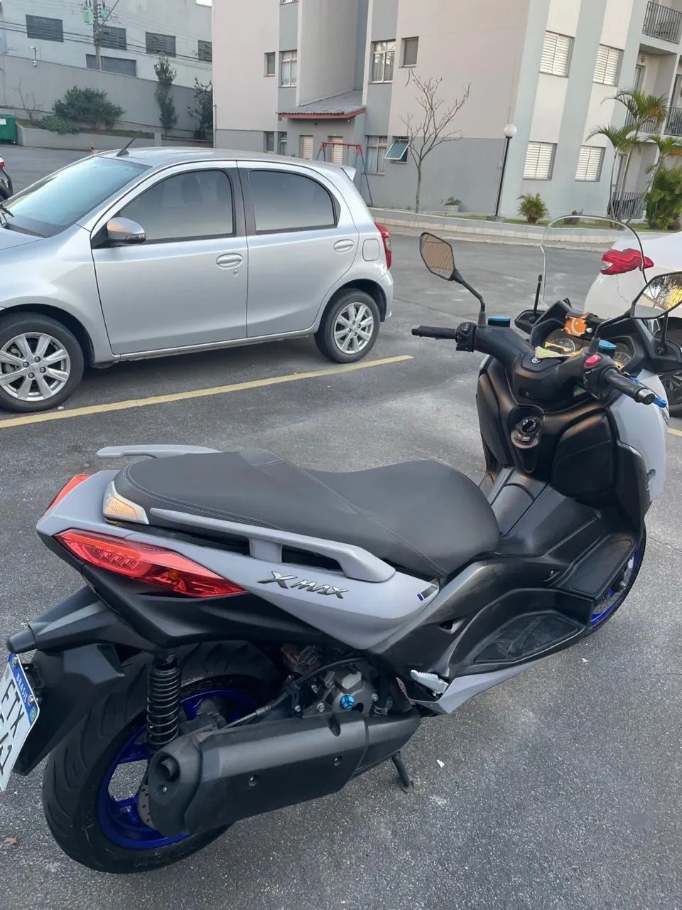 Yamaha xmax  - Foto 3