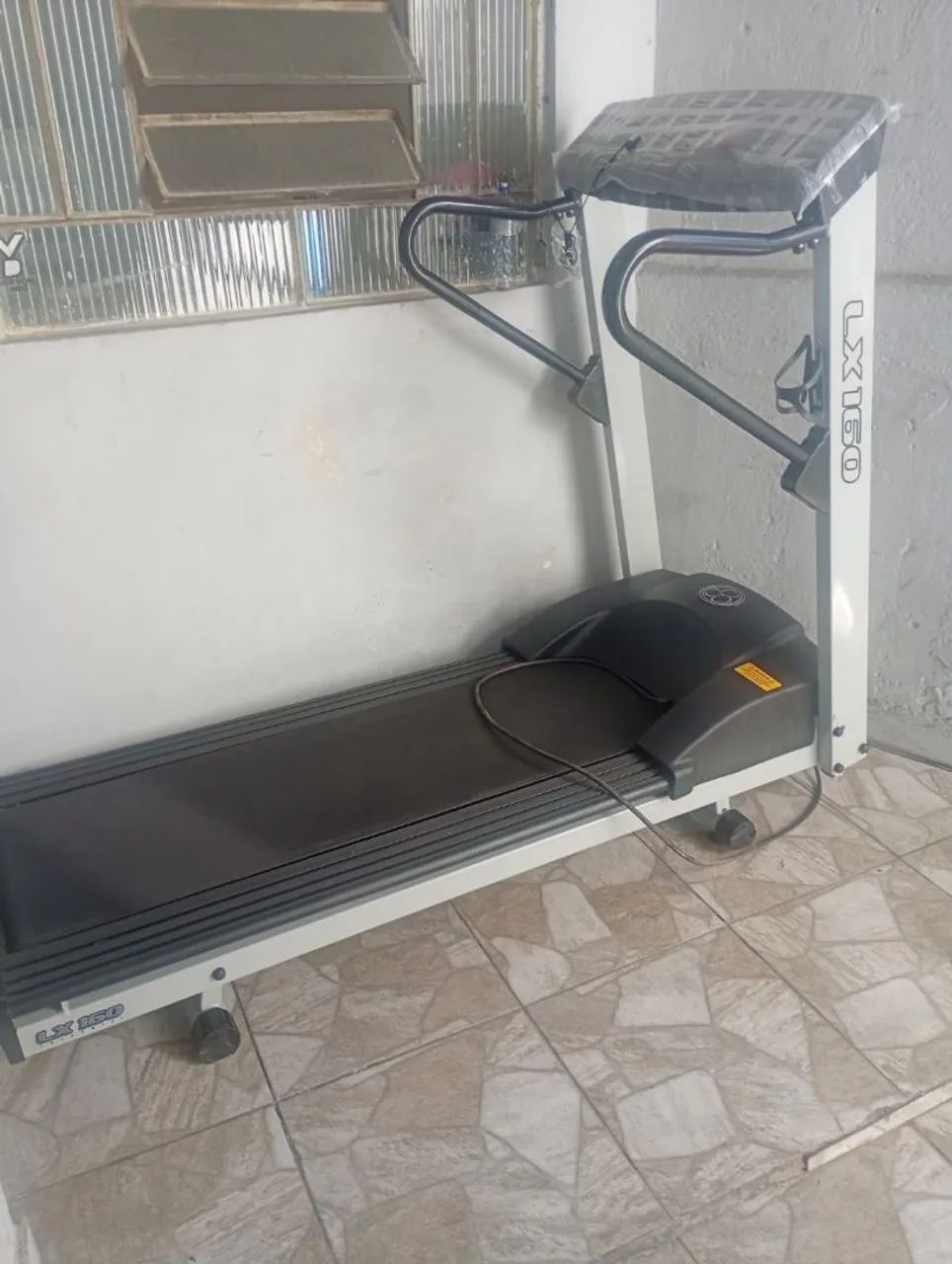 Esteira LX 160
