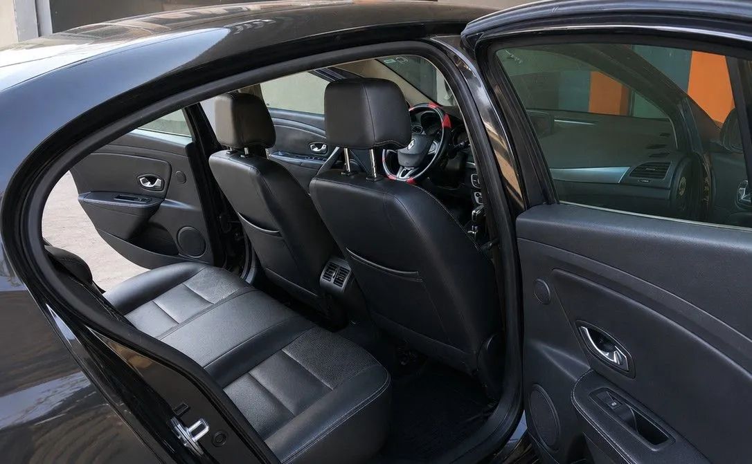 Renault Fluence Sed. Dyn. Plus 2.0 16V Flex Aut. 2016 - Foto 3