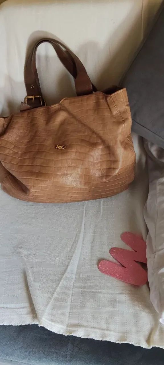 Uma Bolsa grande de couro linda  - Foto 5