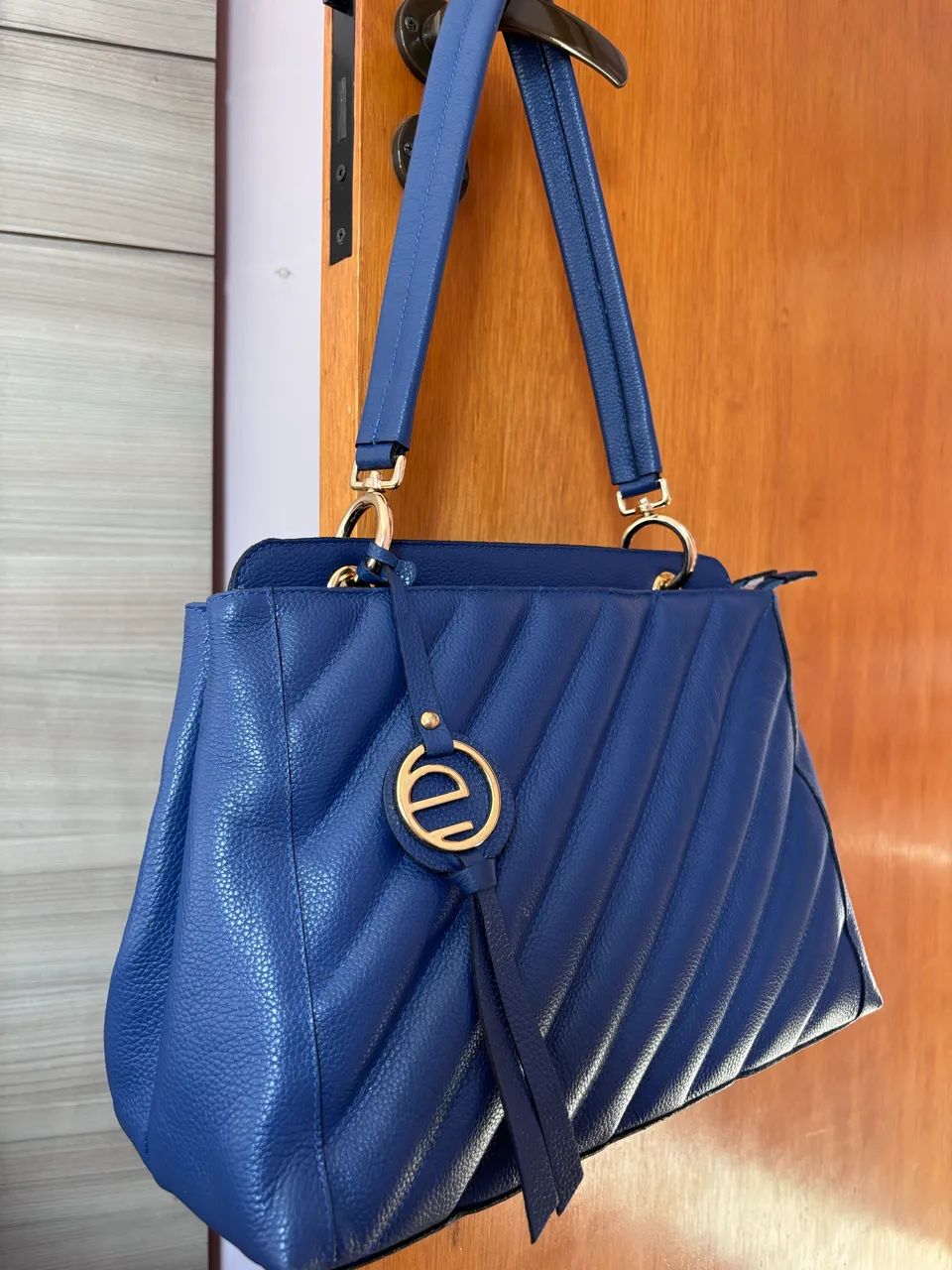 Bolsa de couro azul  - Foto 5
