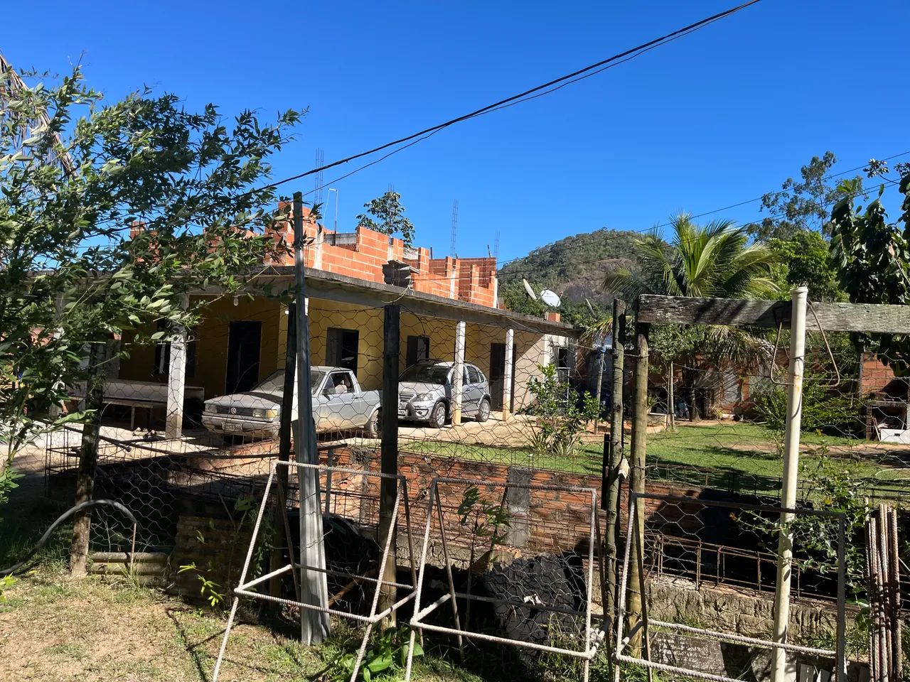 Vendo casa na serra macaense bicuda grande  - Foto 4