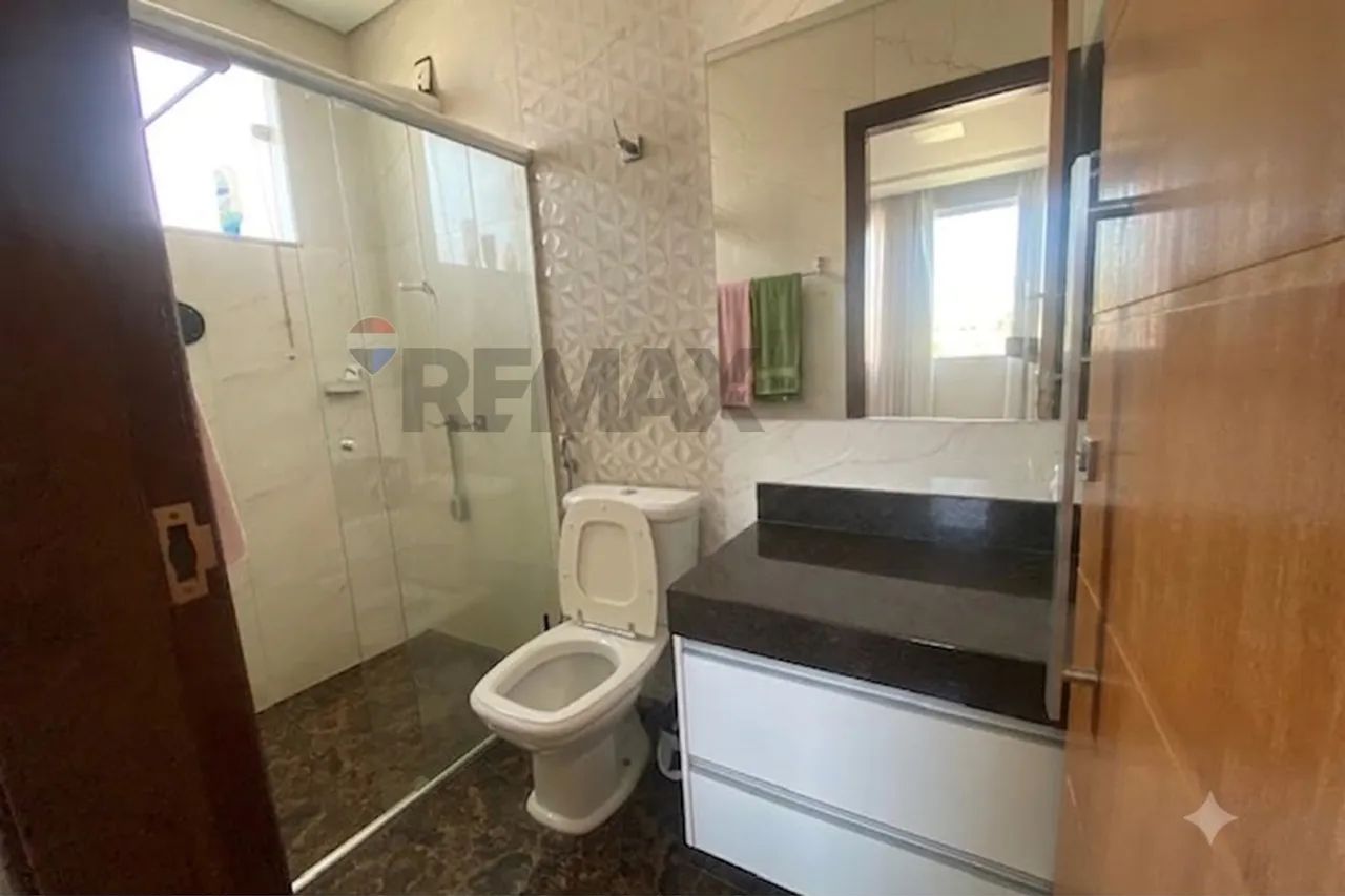 Sua Nova Casa dos Sonhos: Espaço, Lazer e Sofisticação no Mesmo Lugar! - Foto 4
