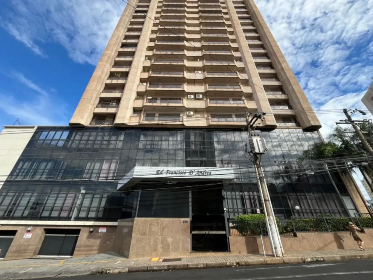 Apartamento Planejado Com 04 Quartos Sendo 03 Suítes no Centro De Limeira/Sp
