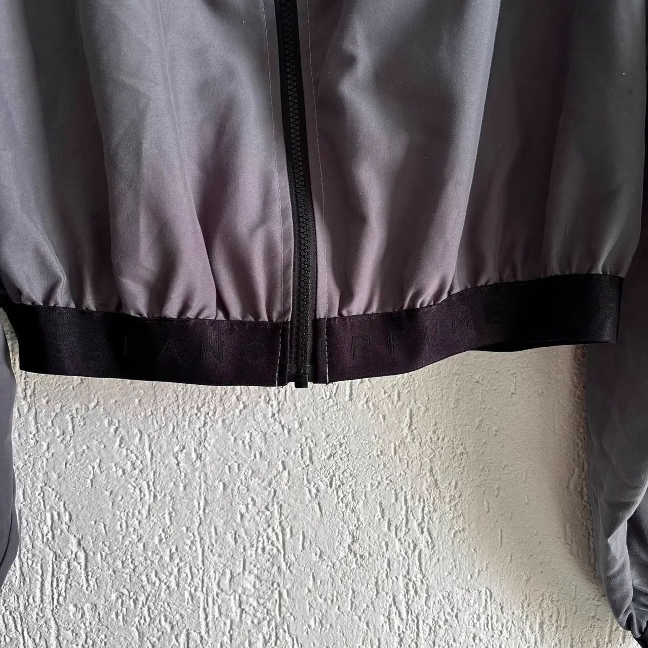 Blusa Cropped Lança Perfume G - Foto 3