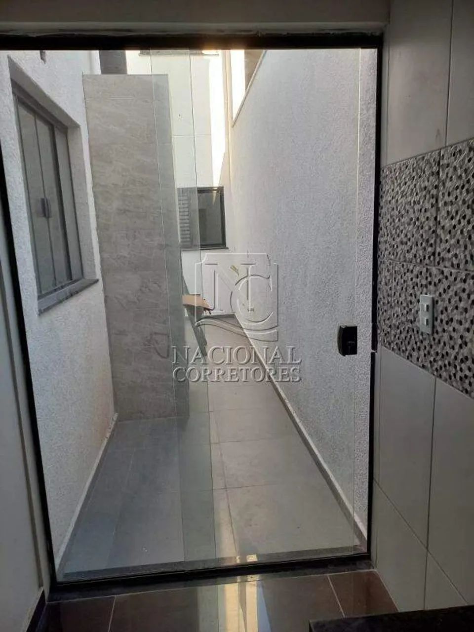 Apartamento sem condomínio com 3 dormitórios, 1 suíte, 2 vagas - Elevador. - Foto 3