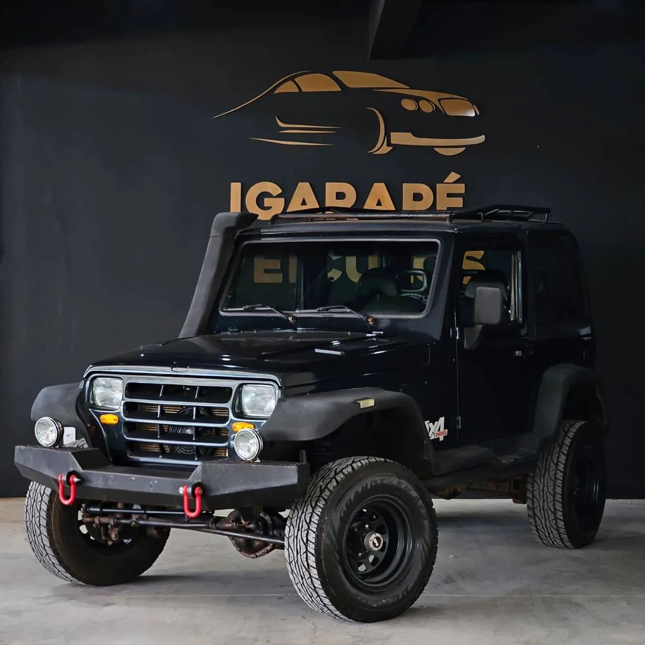 Troller T-4 4X4 2.8 TB Int. Cap. Rígida Diesel 2003