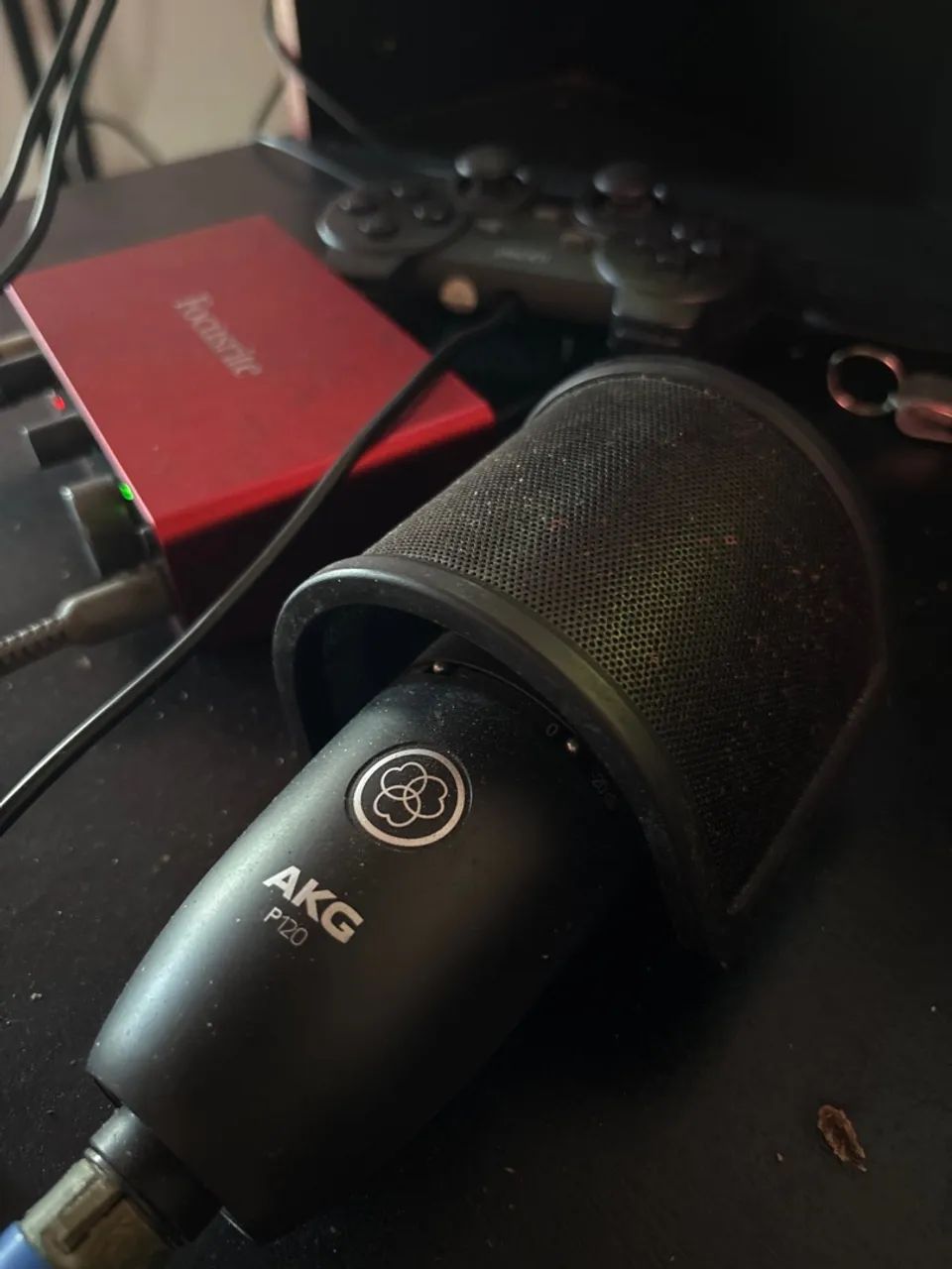 microfone condensador akg p120