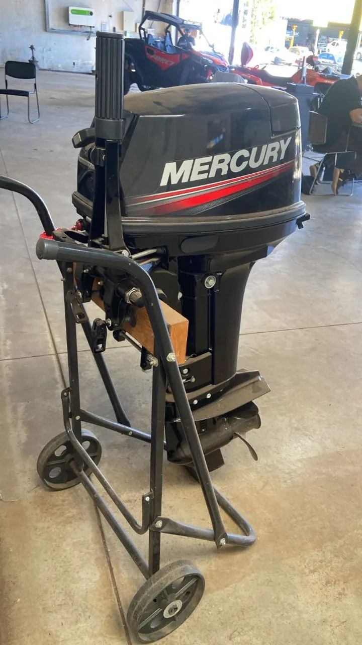 Motor Mercury 15 HP para Barcos e Canoas