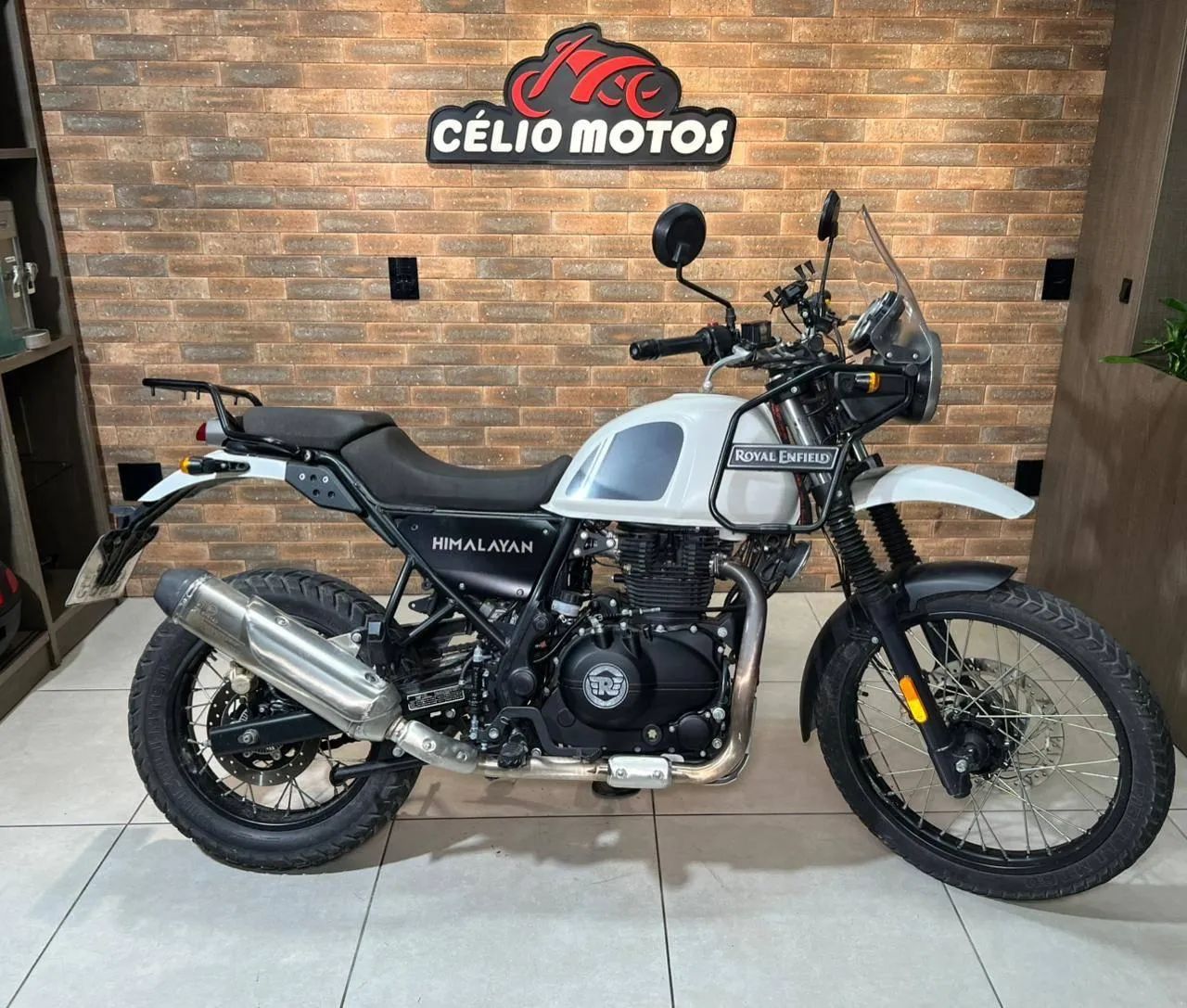 HIMALAYAN 411 EFI BRANCA 2020/2021