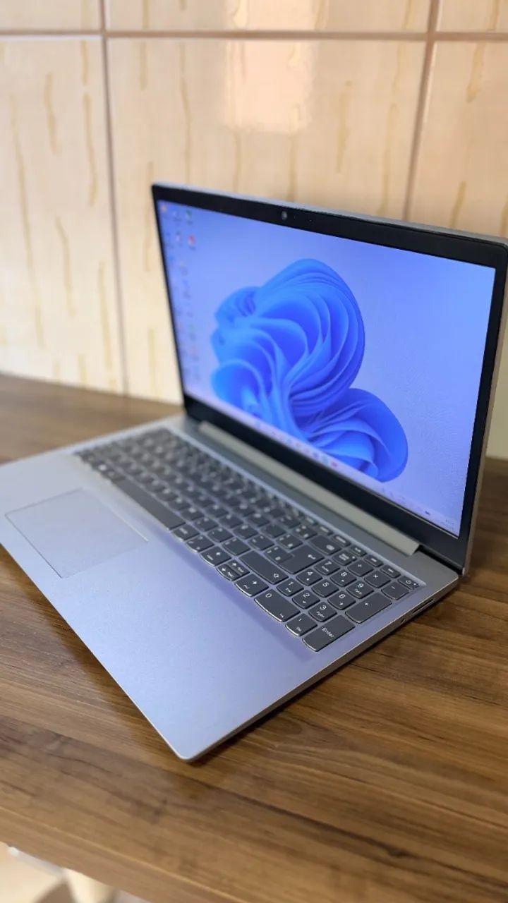 Notebook Lenovo Intel I5 8GEN, 8Gb, SSD 240, Tela HD - Foto 2