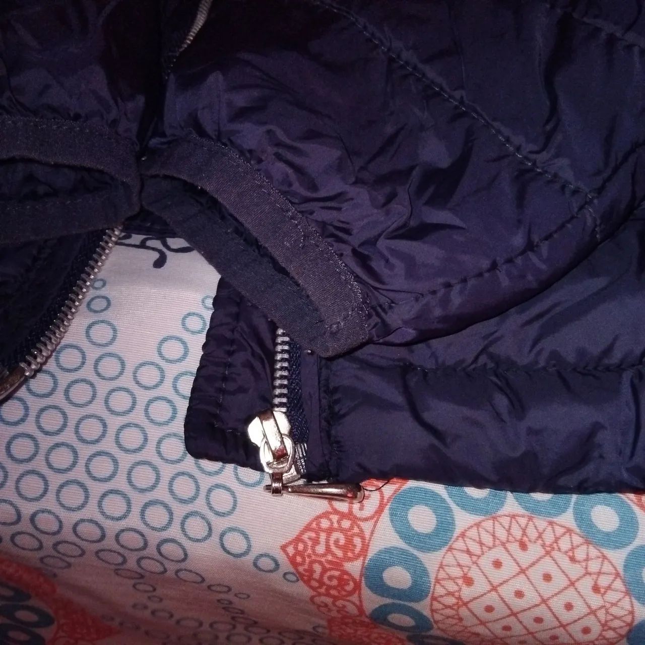 jaqueta puffer com capuz - Foto 2