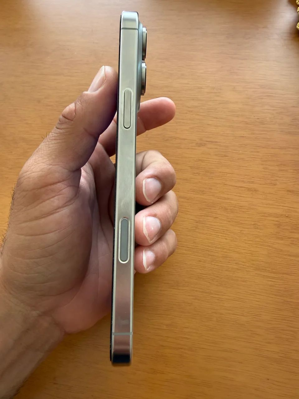 iPhone 16 Pro max  Prata Impec ável - Bateria 100% - Sem Marcas  - Foto 4