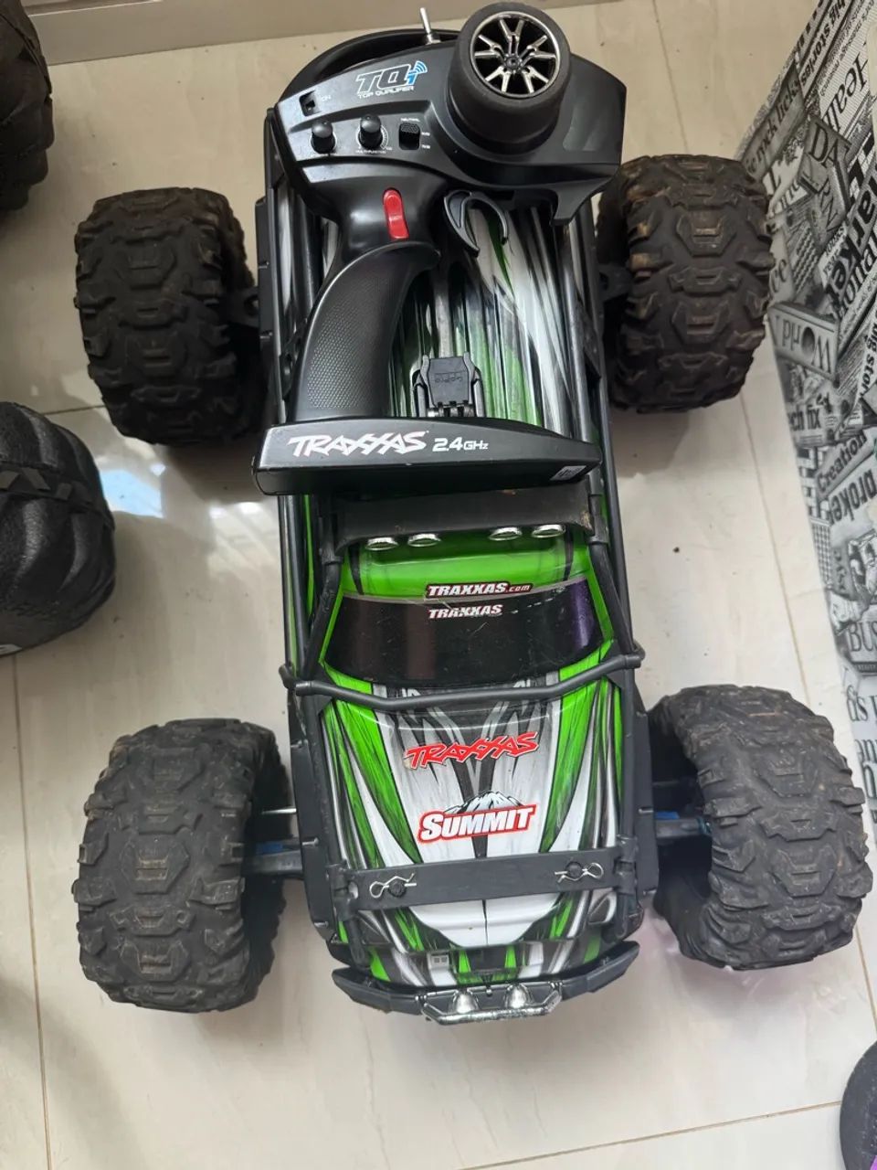TRAXXAS SUMMIT 1/10 com servos novos e revisado  - Foto 4
