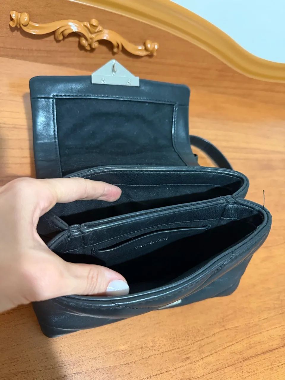 Bolsa lateral Michael Kors Original - Foto 5