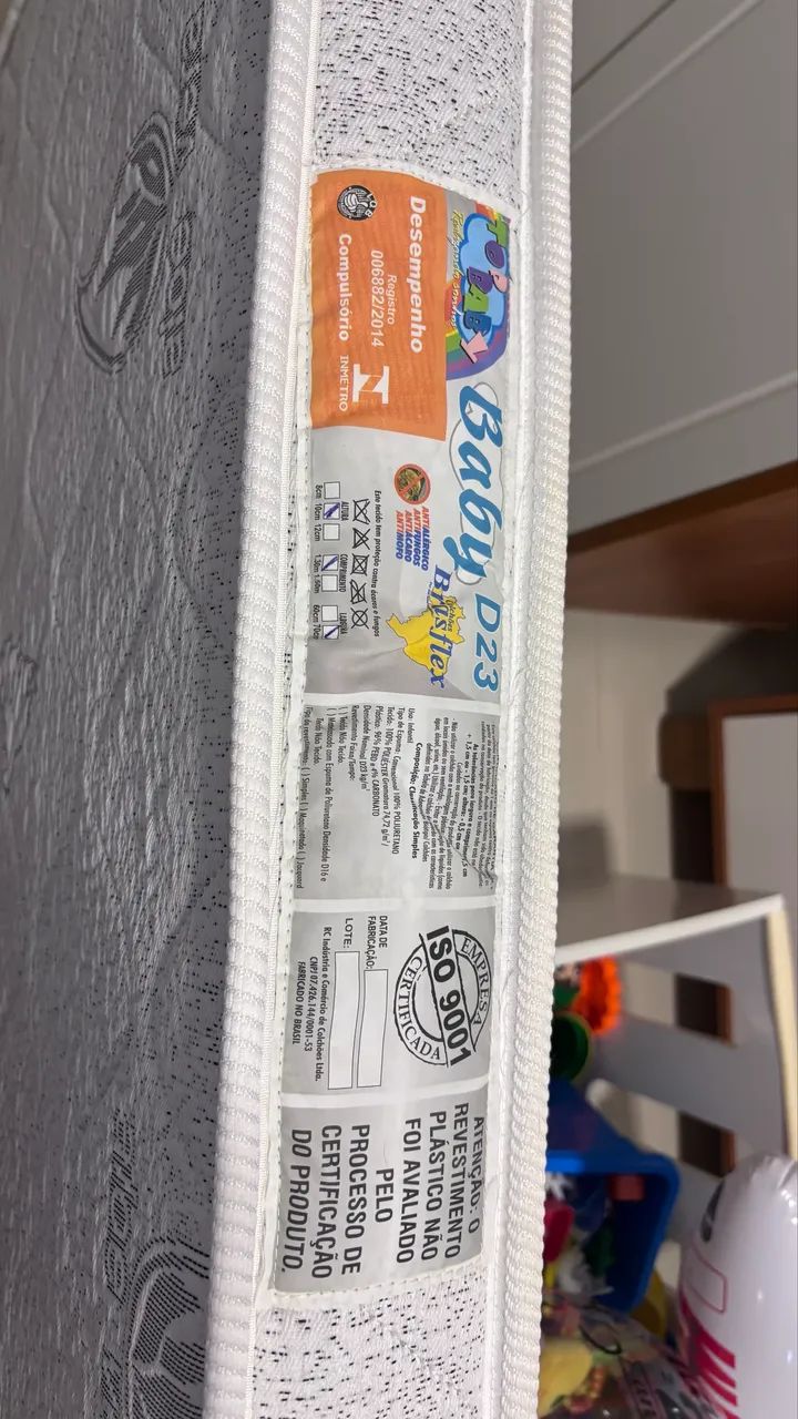 Berço em MDF com colchão estado de novo  - Foto 5