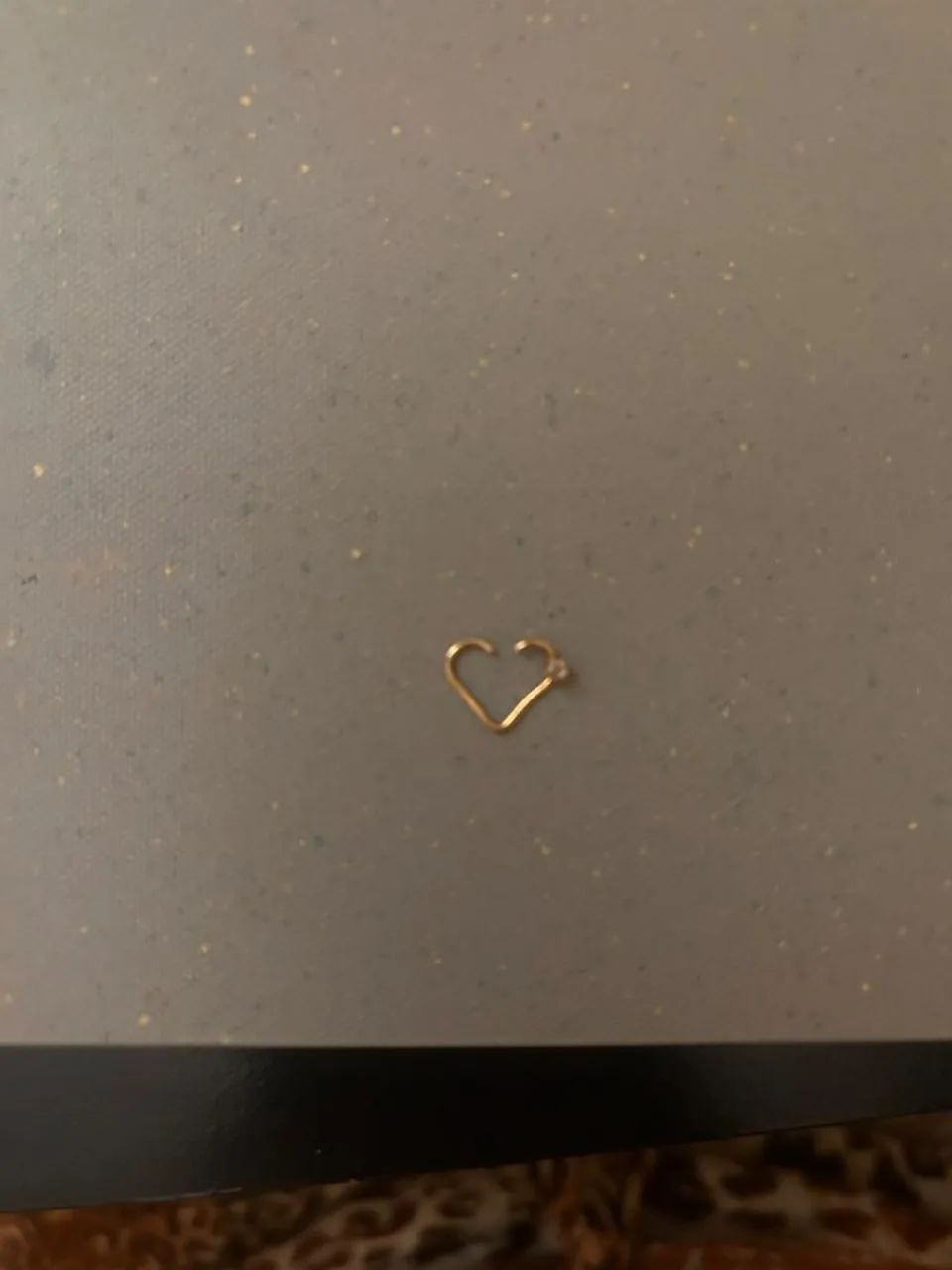 Piercing de Orelha Coração Com Zirconia em Ouro 18k - Foto 2