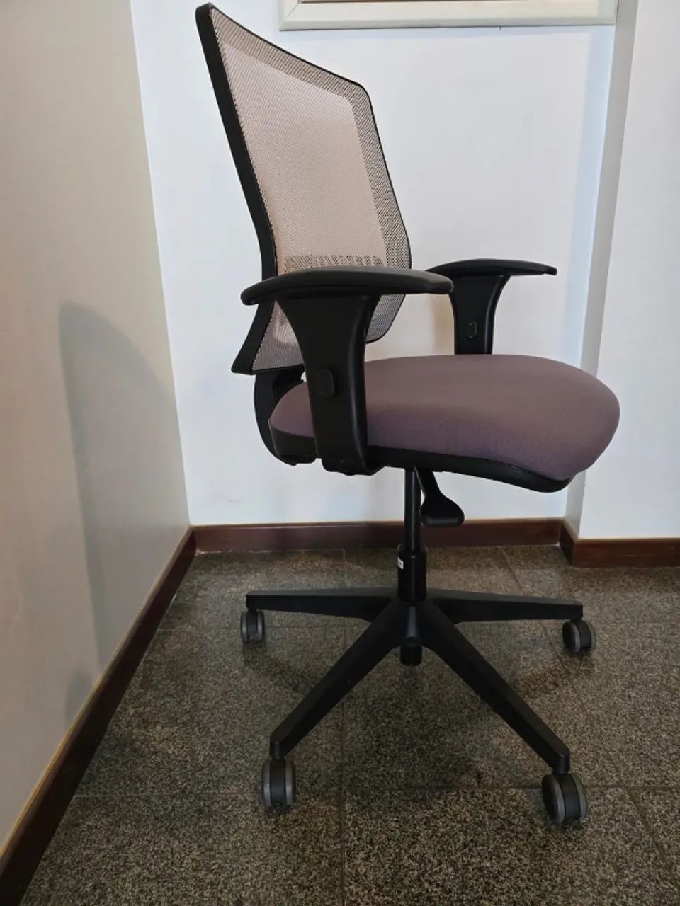 Cadeira de Escritório Ergonomica Flexform Uni - Foto 2