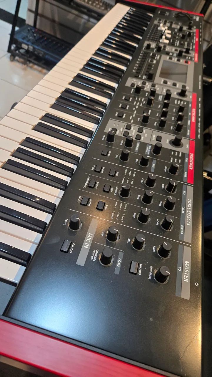 Teclado Roland V-Stage 76 - Foto 5
