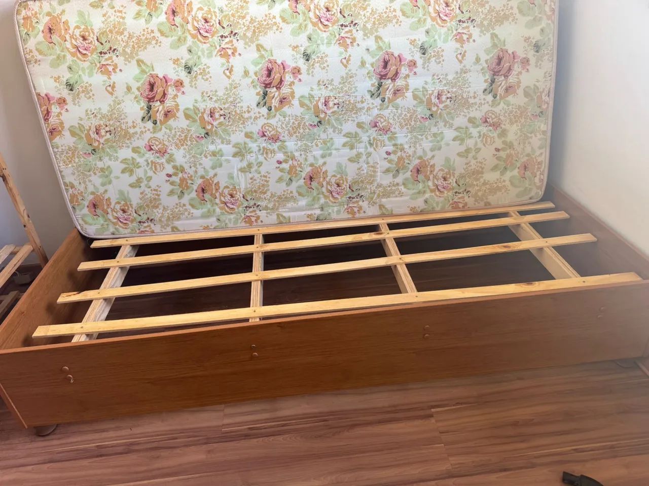 Cama box em ótimo estado em MDP - Foto 3