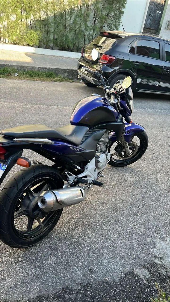 Cb 300 - Foto 2