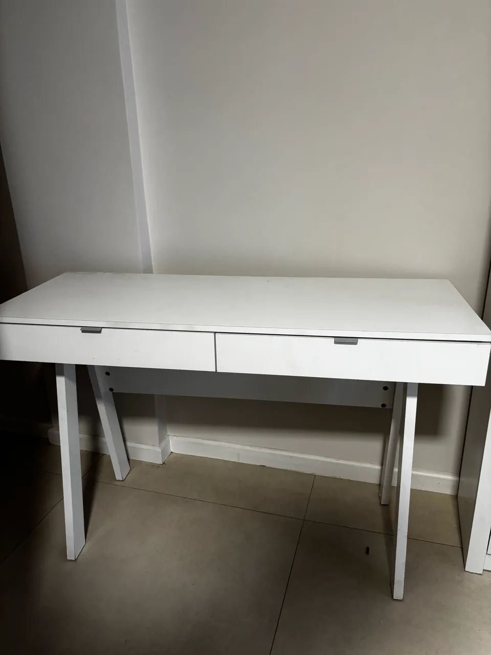 Escrivaninha Cavalete 120cm com 2 Gavetas Me4128 Branco - Foto 2