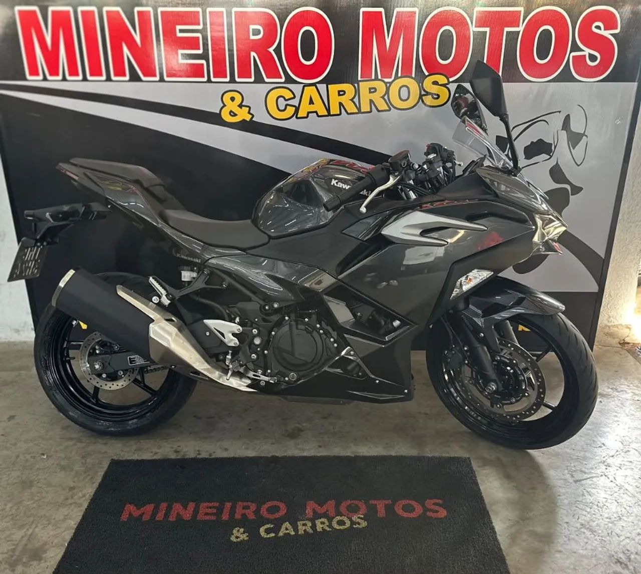 NINJA 400