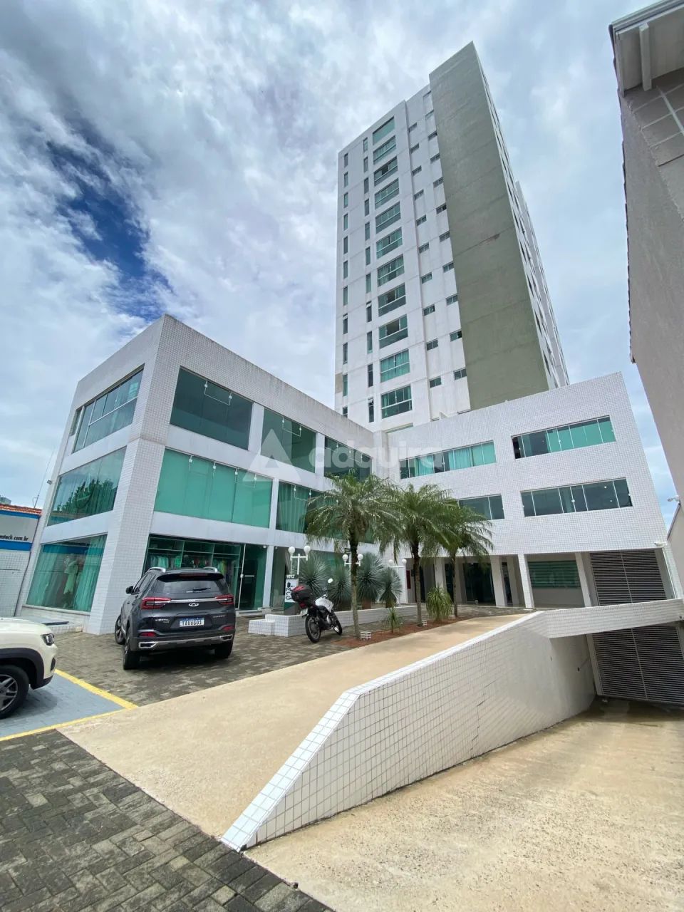 Sala Comercial Mobiliada no Edifício Mário Carneiro Gomes - Centro - Ponta Gross