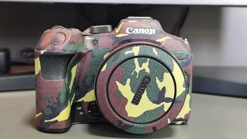 Camera Canon EOS R7 Mirrorless