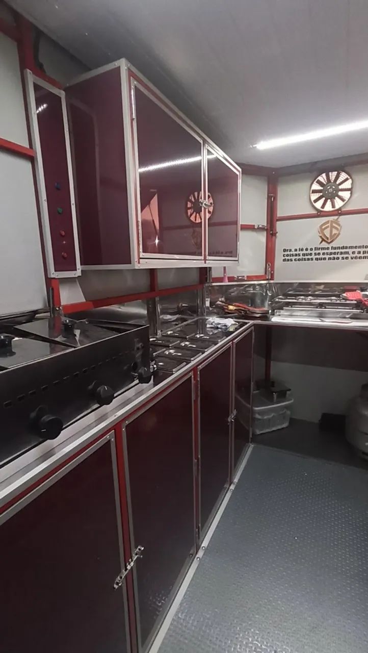 Trailer de lanche para Tapioca, comporta 3 pessoas