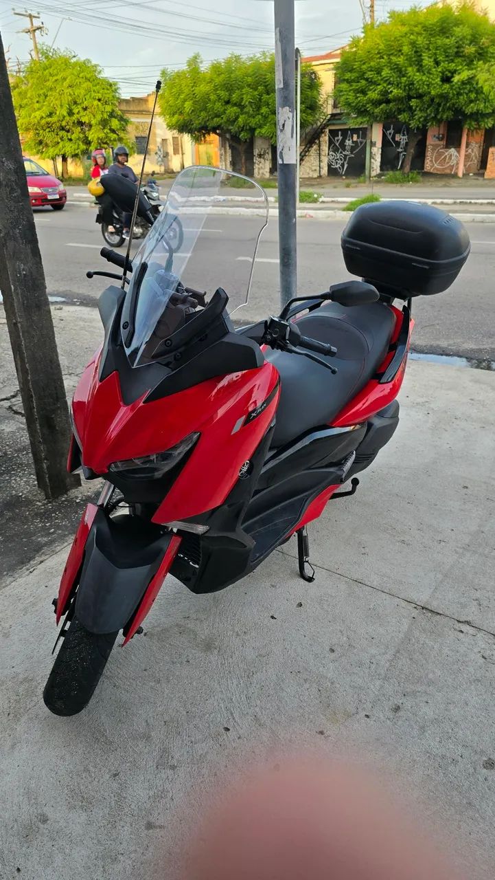 Vendo xmax 250 2202 2023 com 10.000km rodados. - Foto 4