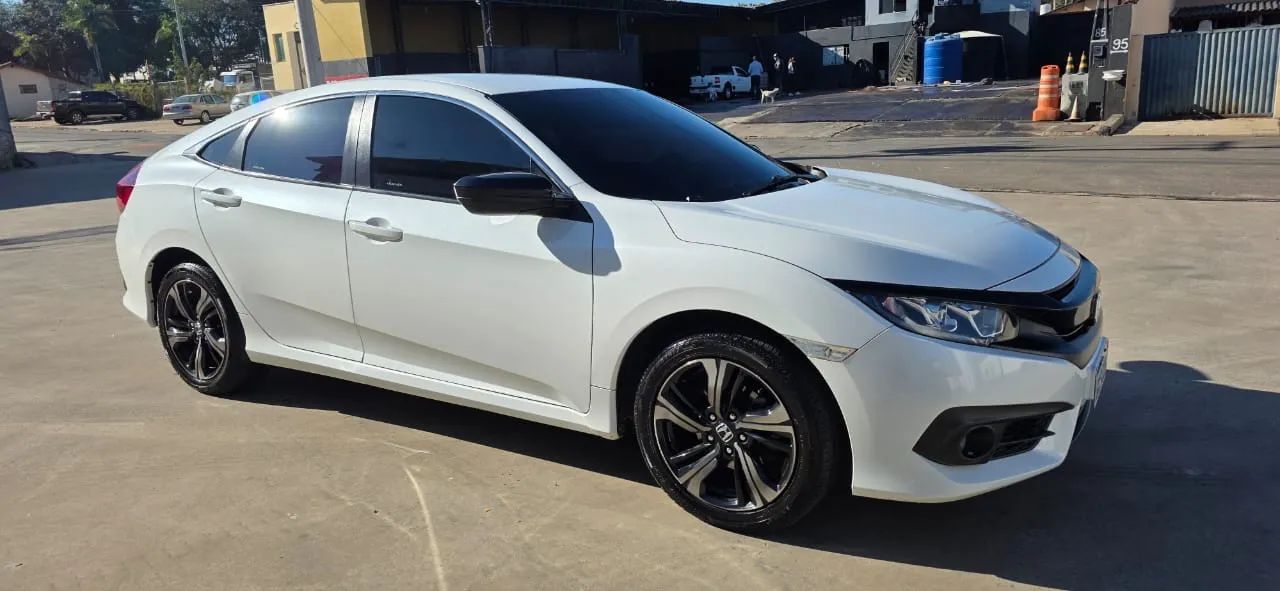 Honda Civic Civic Sedan SPORT 2.0 Flex 16V Aut.4p 2018