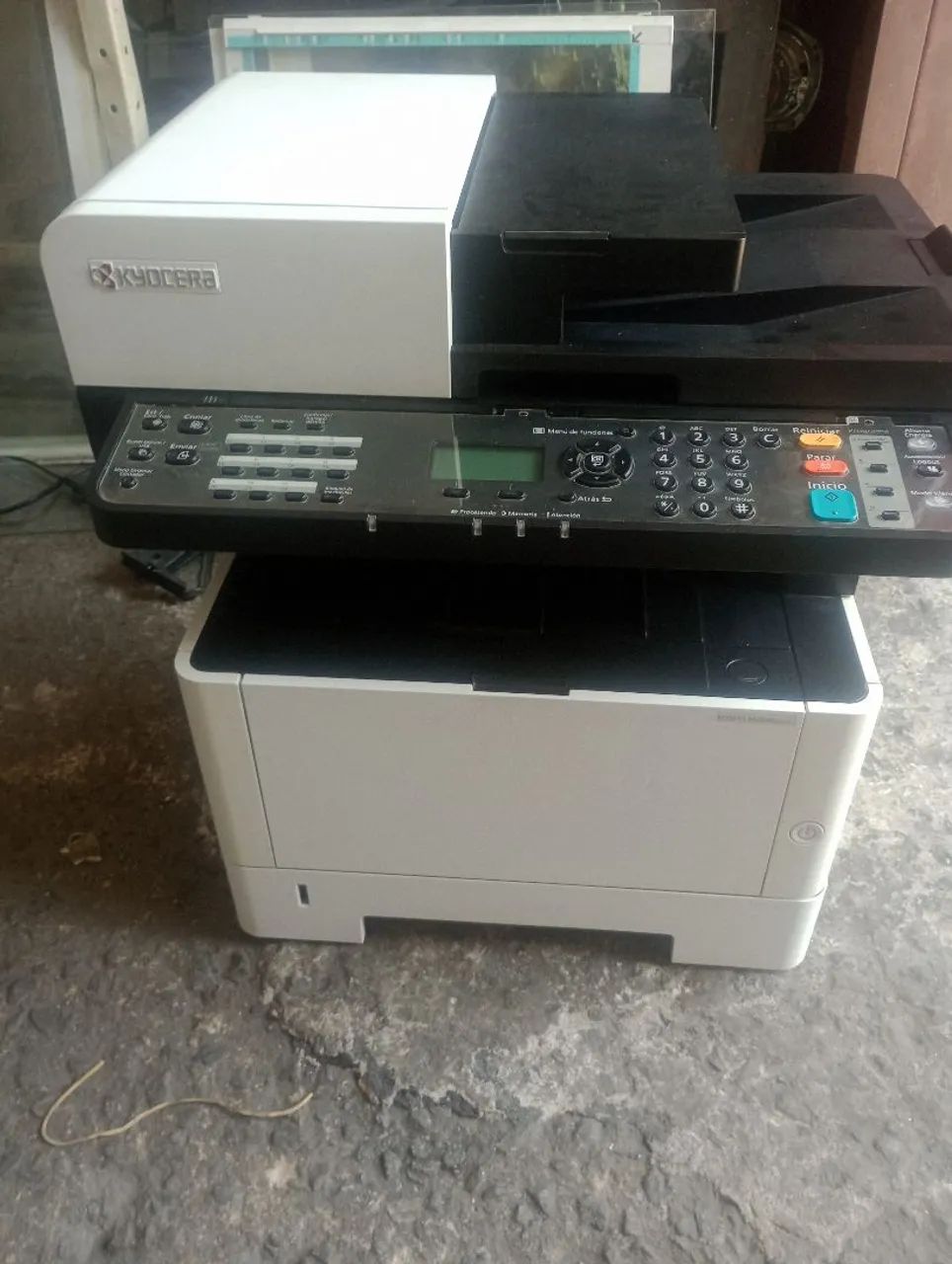 Impressora laser Multifuncional Duplex automático e Rede Kyocera Encosys M2040dn l