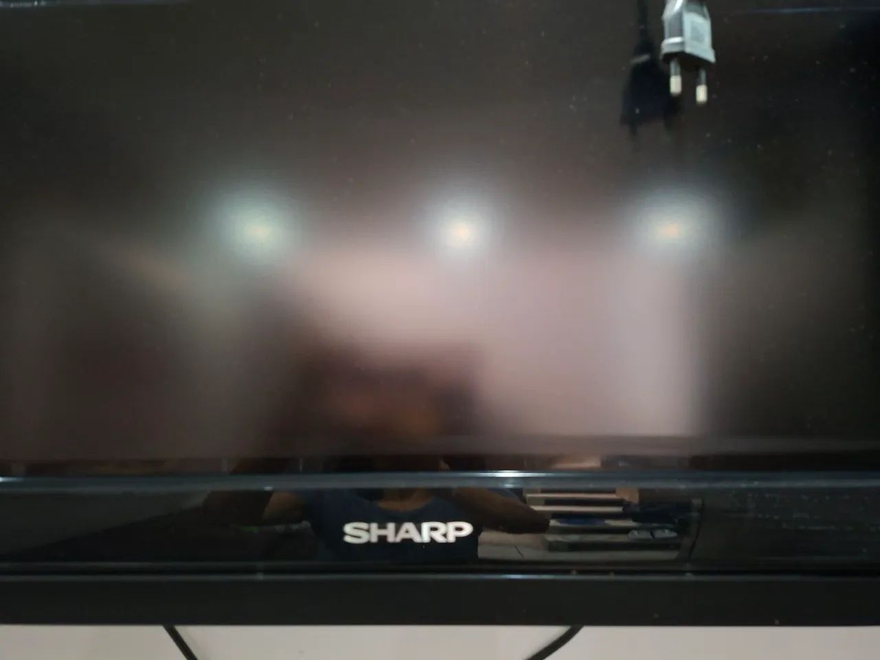 Tv Sharp 46' em bom estado.  Funcionando perfeitamente! - Foto 4
