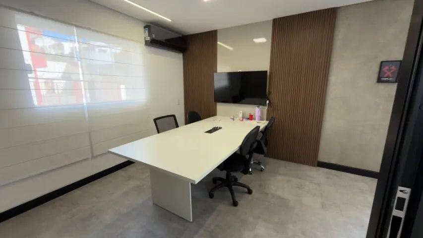 MESA DE REUNIÃO