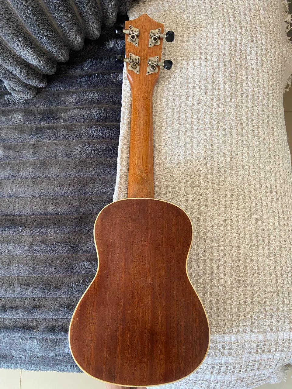 Ukulele novo  - Foto 2