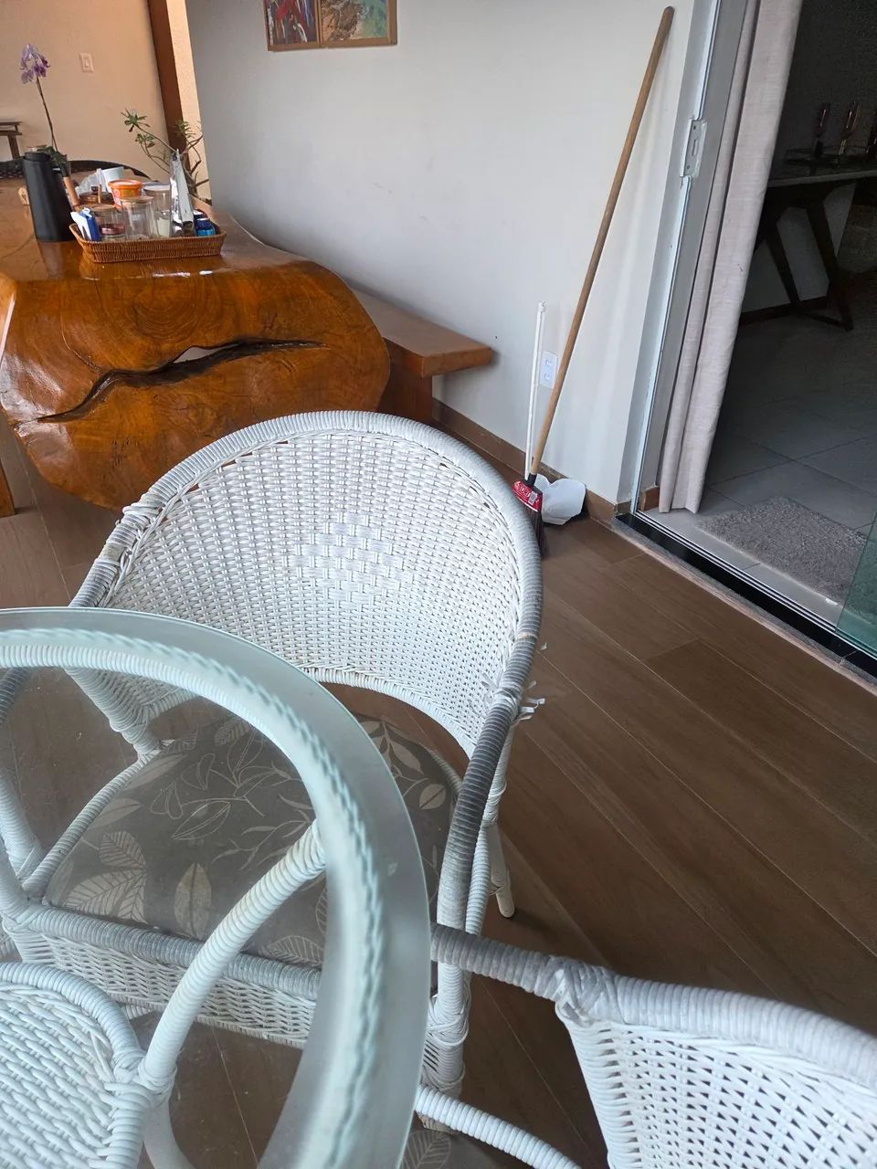 Mesa e cadeiras de Vime - Foto 2