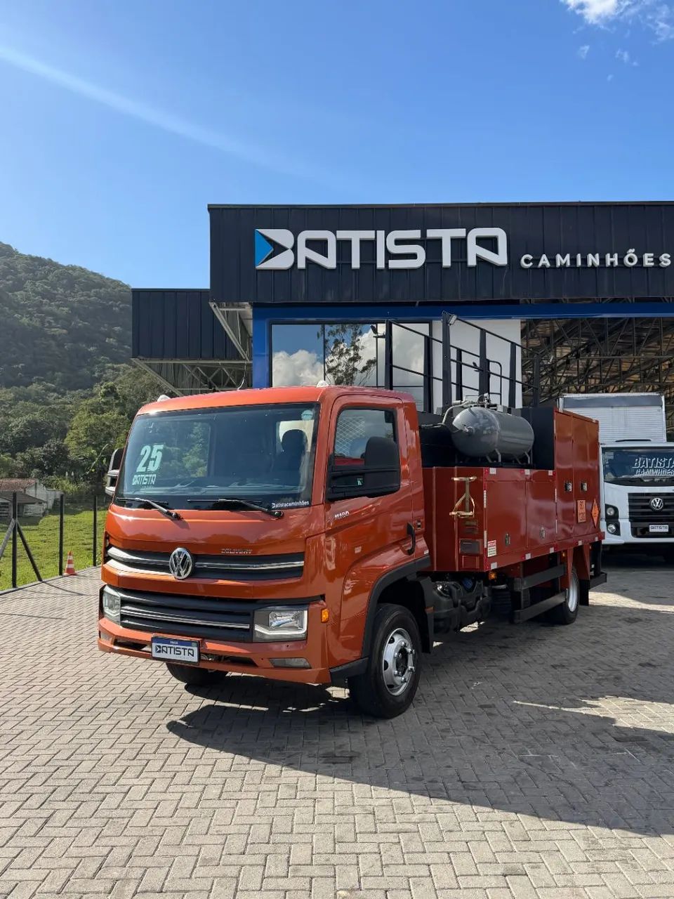 11-180 Delivery 4x2 Comboio de abastecimento
