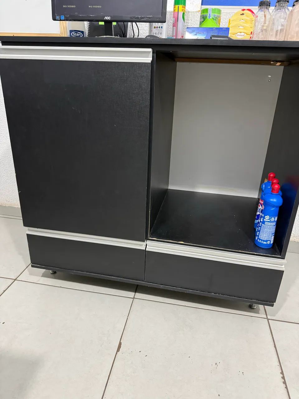Móvel de Escritório com Gavetas + Espaço para Frigobar - Foto 2
