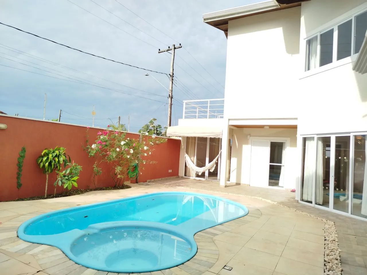Linda casa com piscina em Peruíbe  - Foto 3