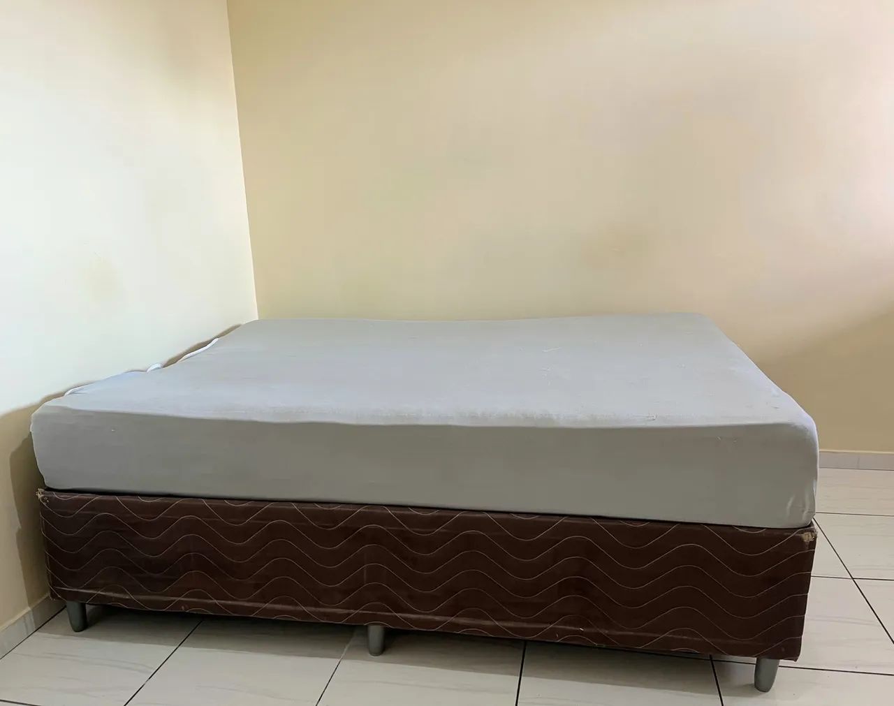 VENDE-SE CAMA BOX CASAL - Foto 2