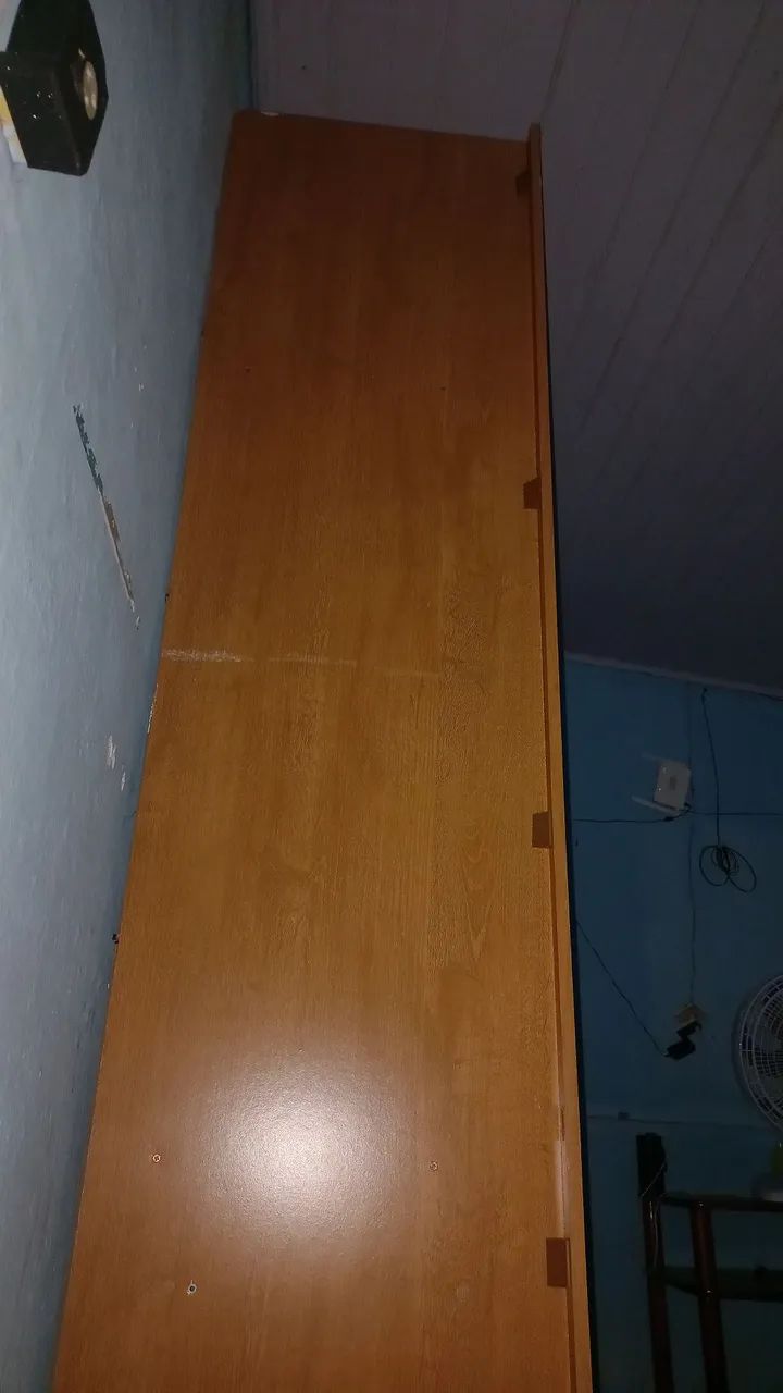 Guarda roupa com porta de correr e espelho  - Foto 4