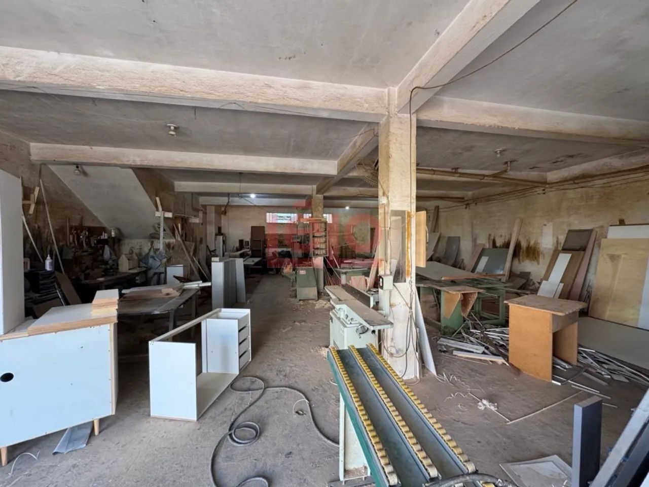 Salão comercial + 2 apartamentos na av. Guaiapó - Foto 5