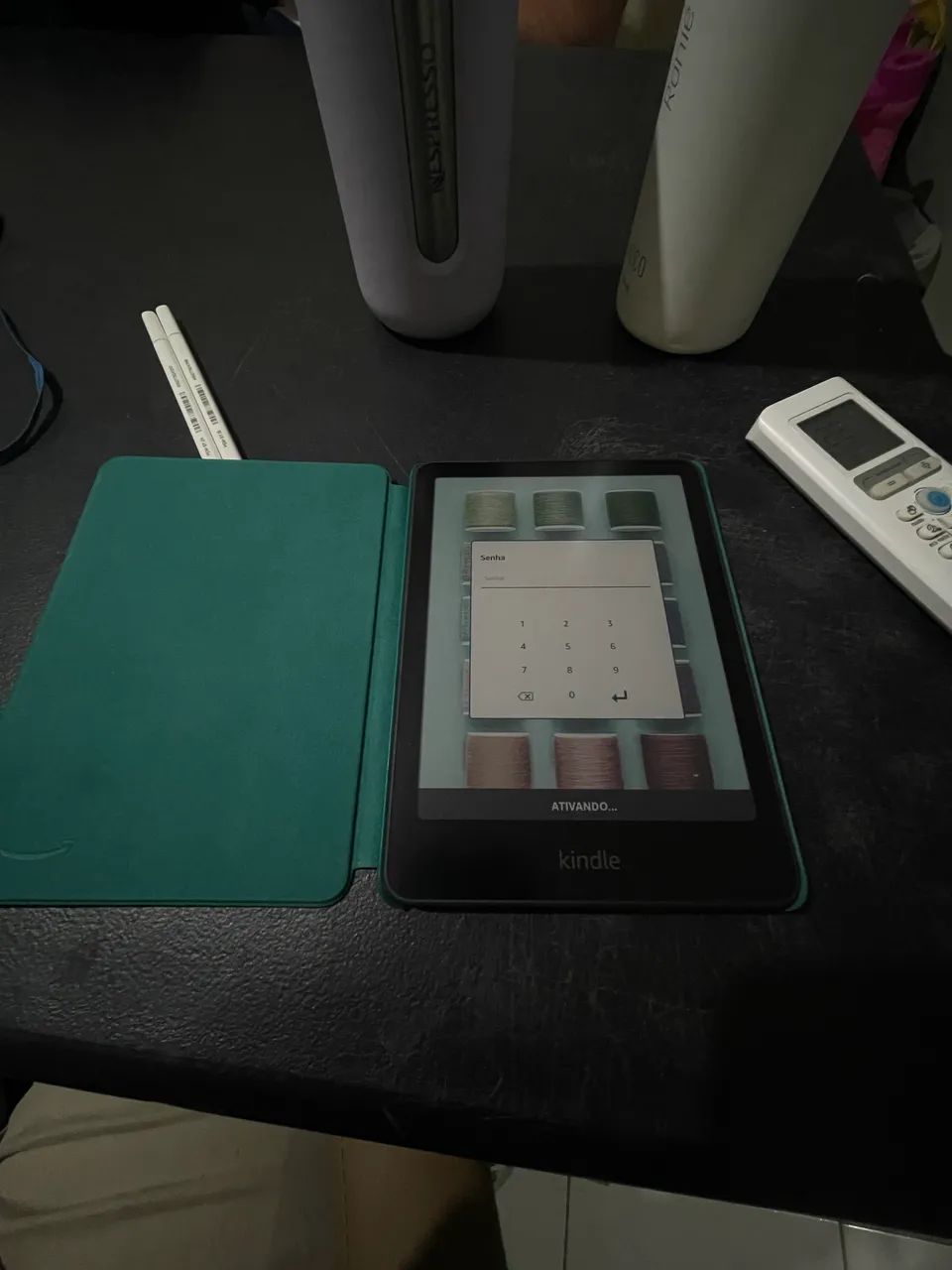Kindle Softcolor - novo com capa original - Foto 4