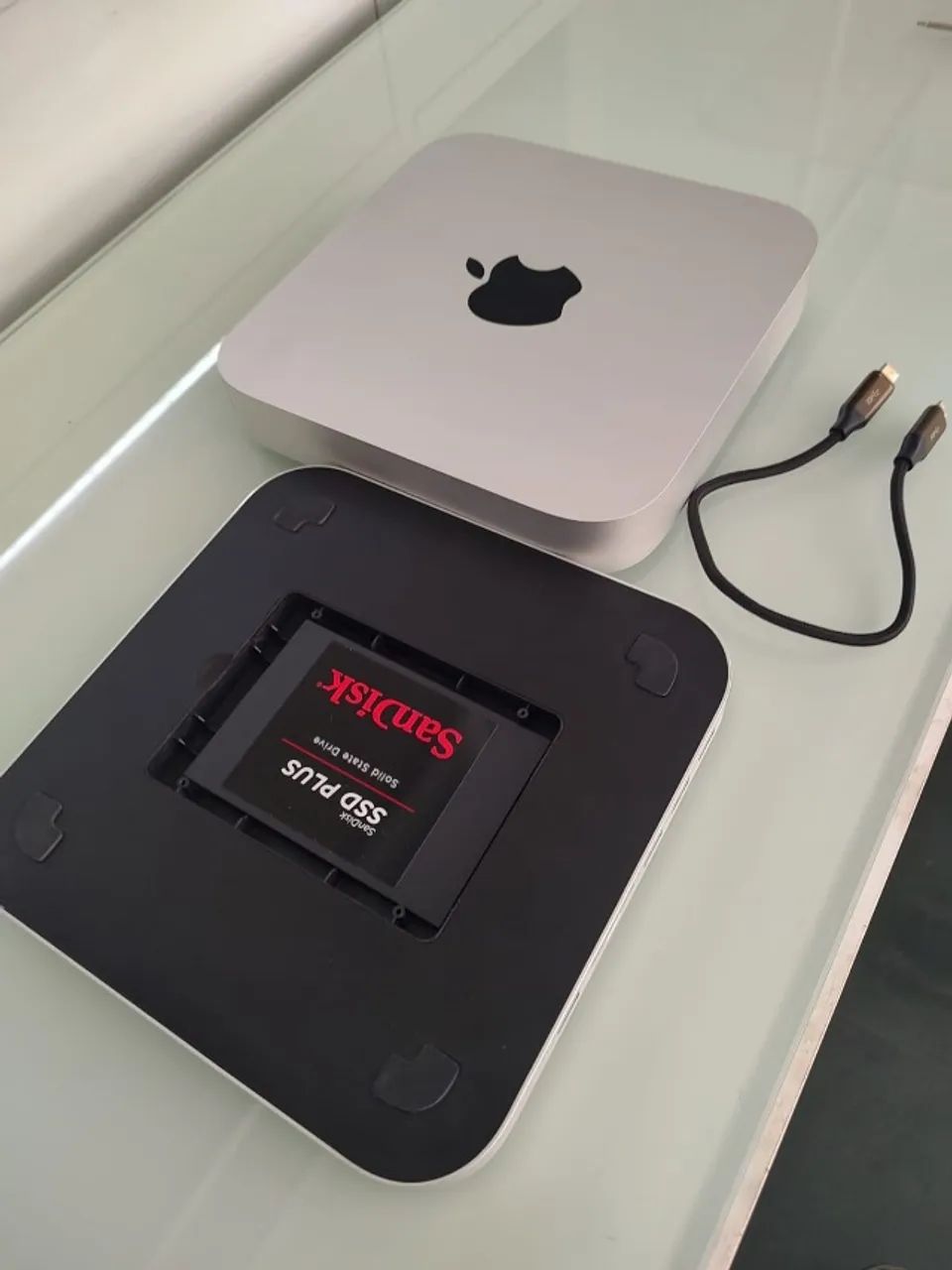 Mac Mini M1 8gb RAM 256gb ssd + Dock Station com ssd 1tb