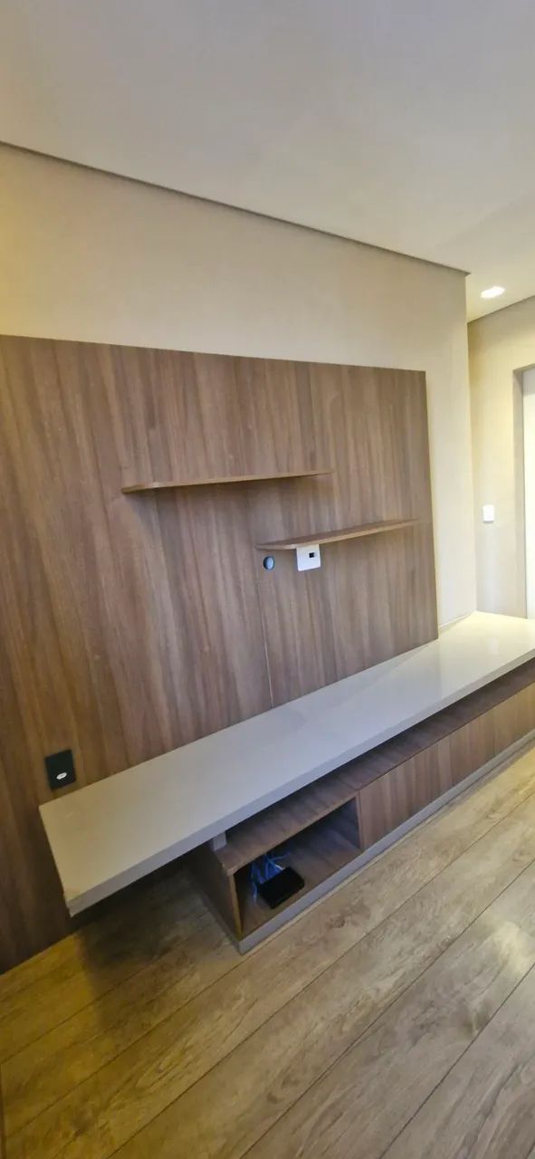 Painel de parede e rack com gavetas e - Foto 3