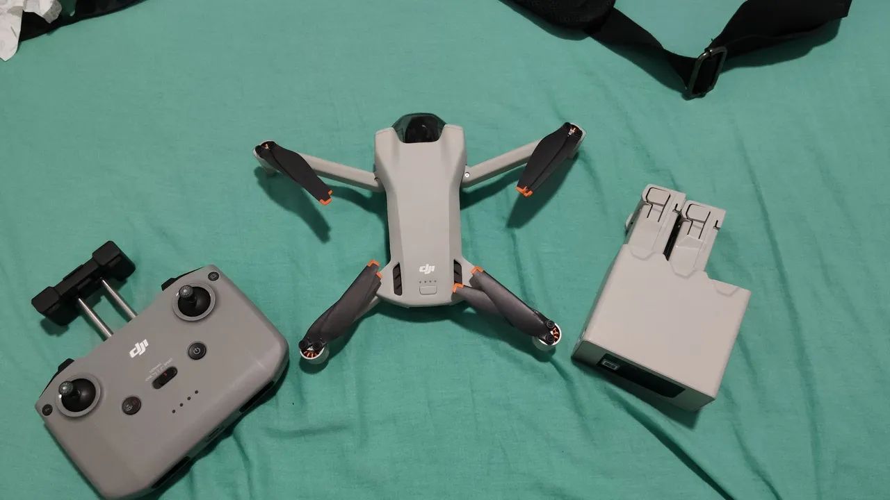 Drone DJI Mini completo, bateria Plus, carregador inteligente e case