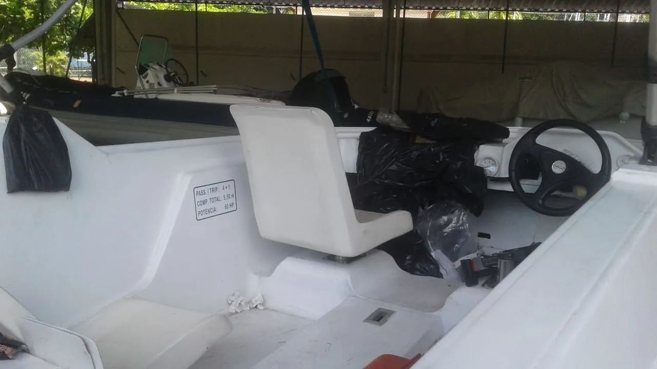 Vendo lancha 18 pés  - Foto 4